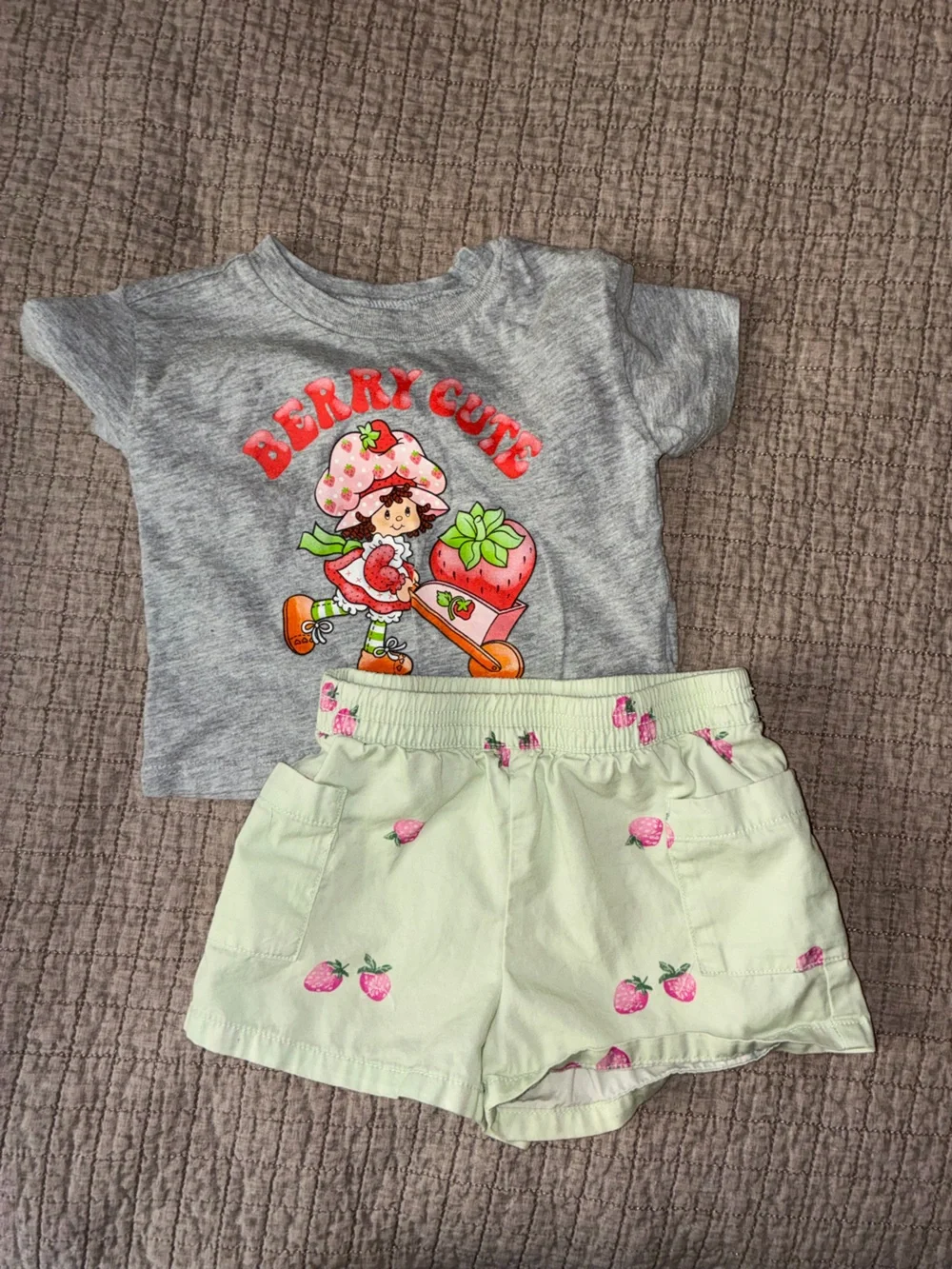 GAP Kids Gray Tee & Pale Green Strawberry Shorts Set